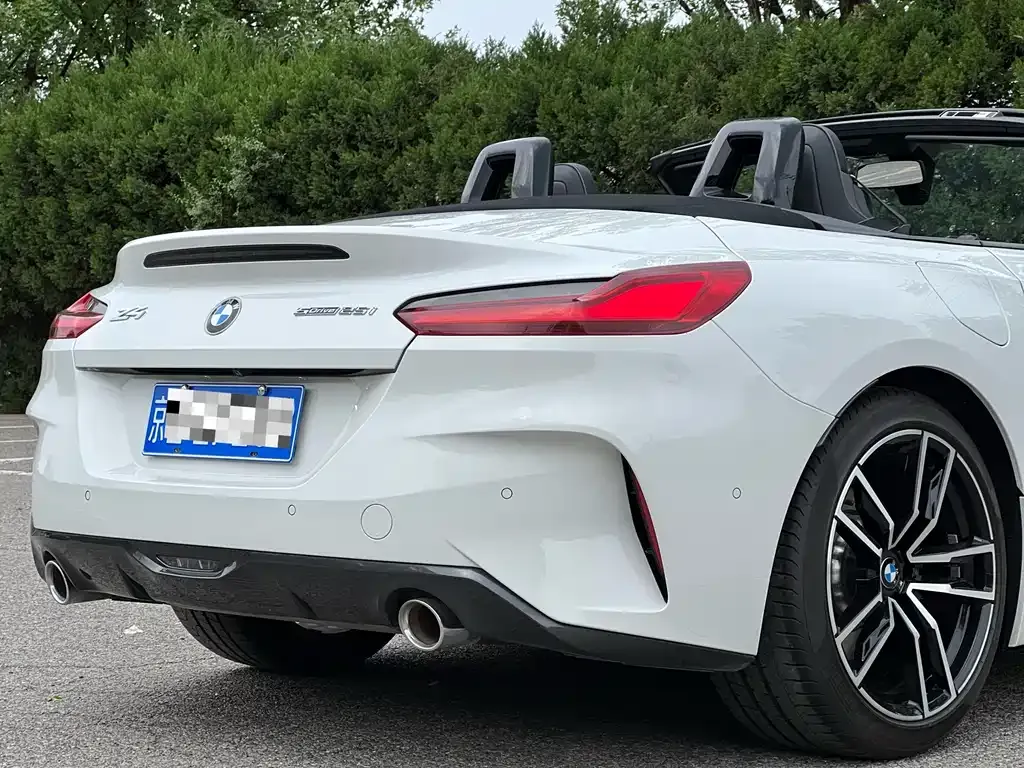 BMW Z4 — фото 3