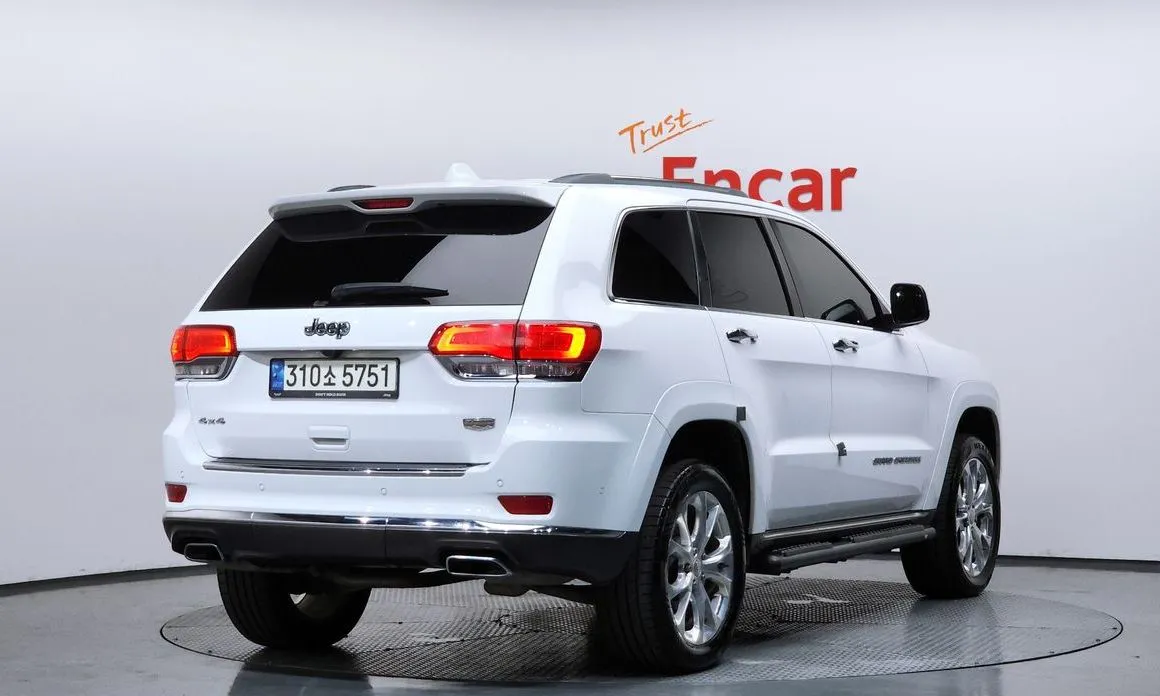 Jeep Cherokee — фото 6
