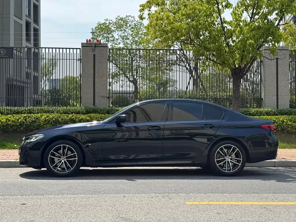 BMW 5 Series (Import) — фото 5