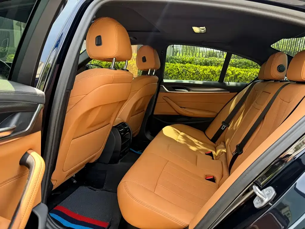 BMW 5 Series (Import) — фото 9