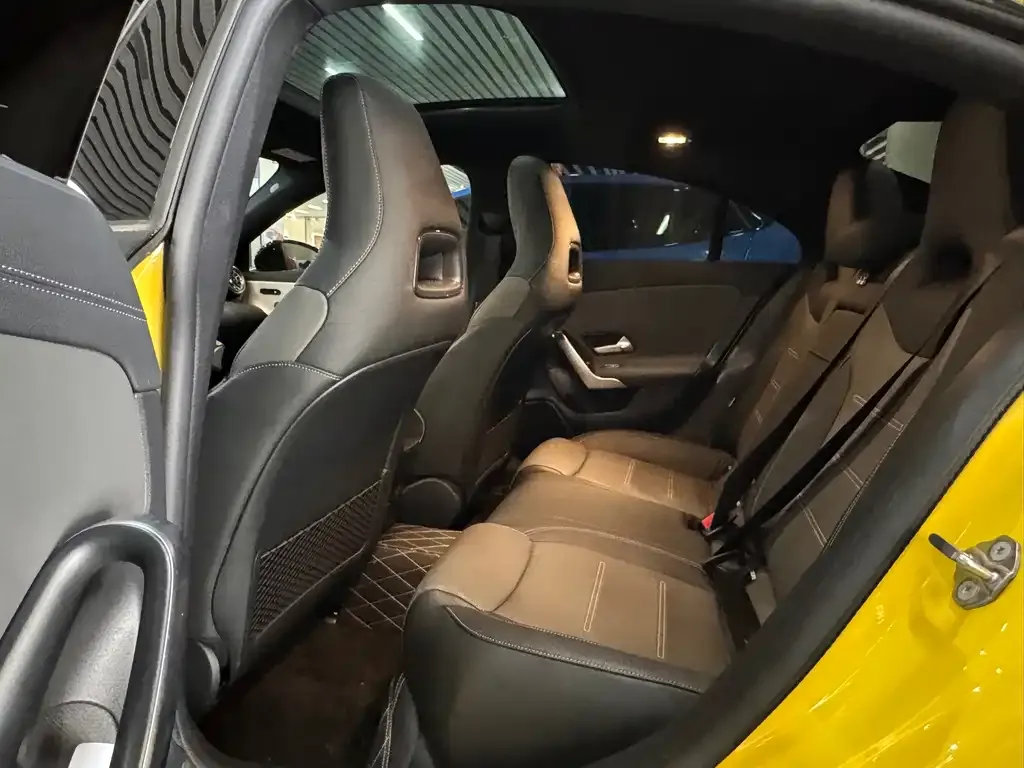 Mercedes-Benz CLA AMG — фото 7