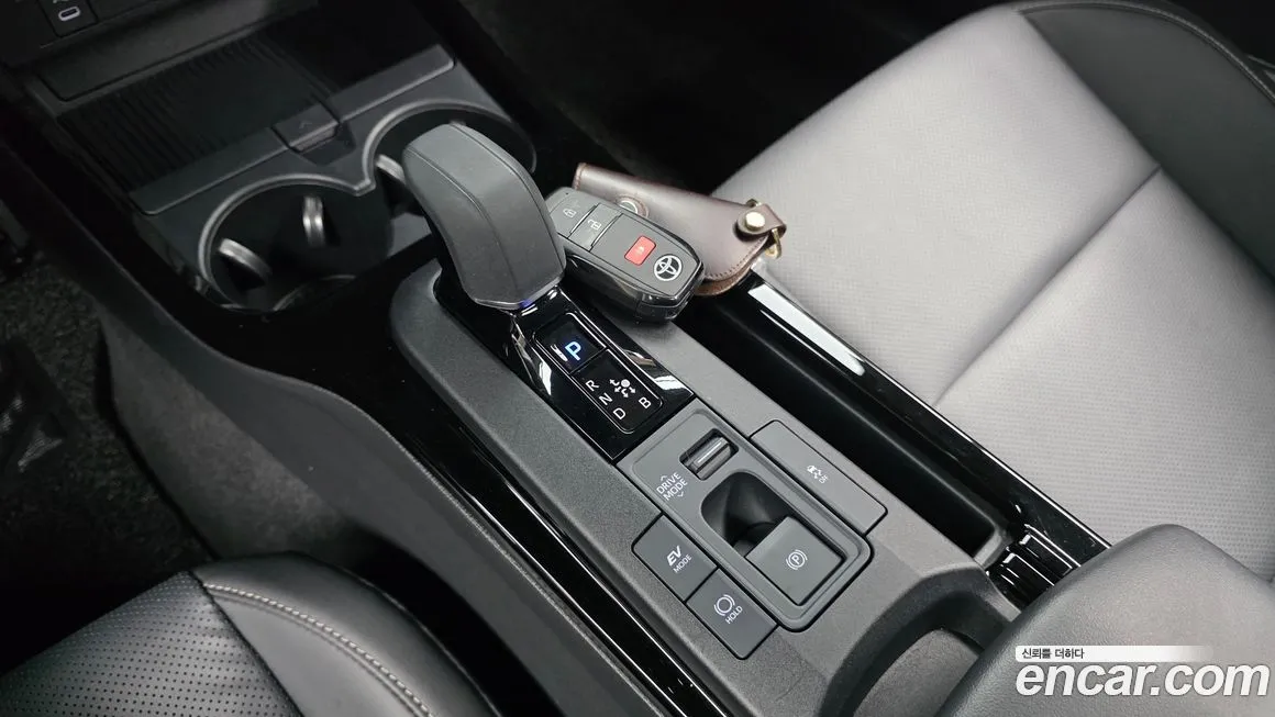Toyota Prius — фото 10