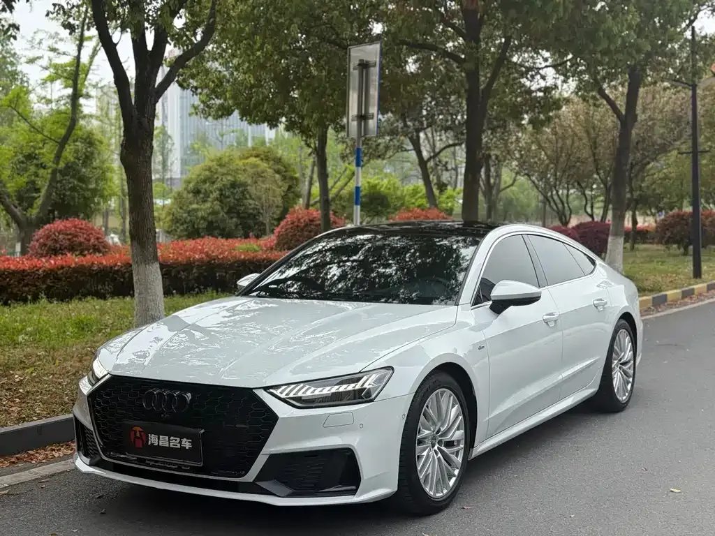 Audi A7 — фото 7