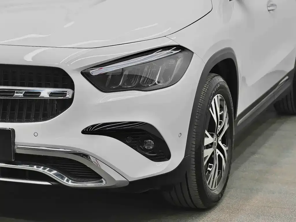 Mercedes-Benz GLA — фото 5