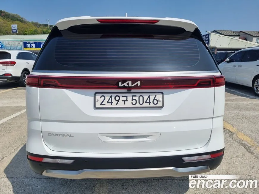 Kia Carnival — фото 2