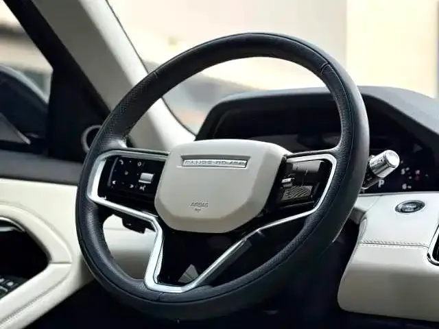 Land Rover Evoque — фото 3