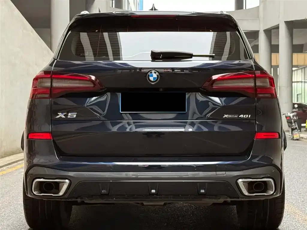 BMW X5 — фото 9