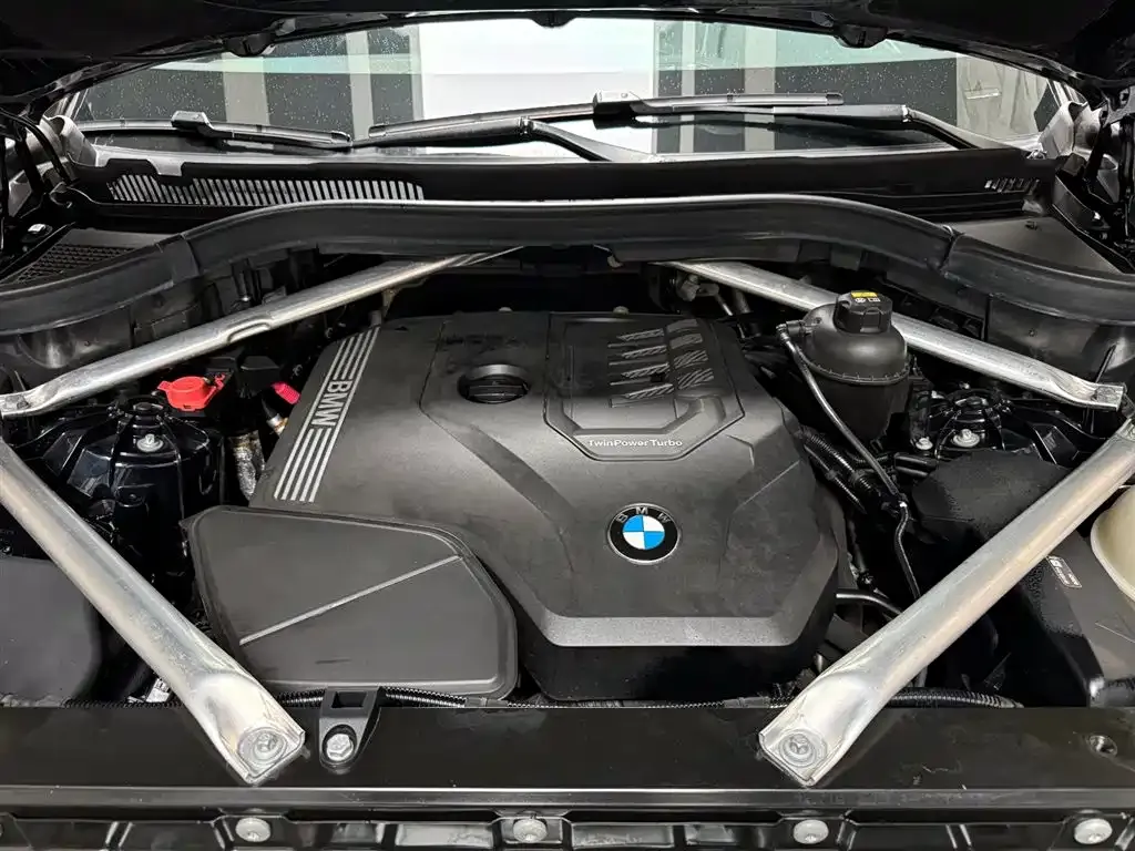 BMW X5 — фото 2