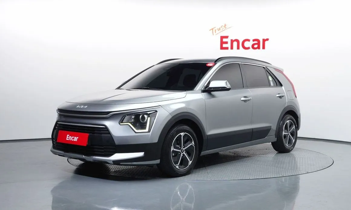 Kia Niro — фото 1