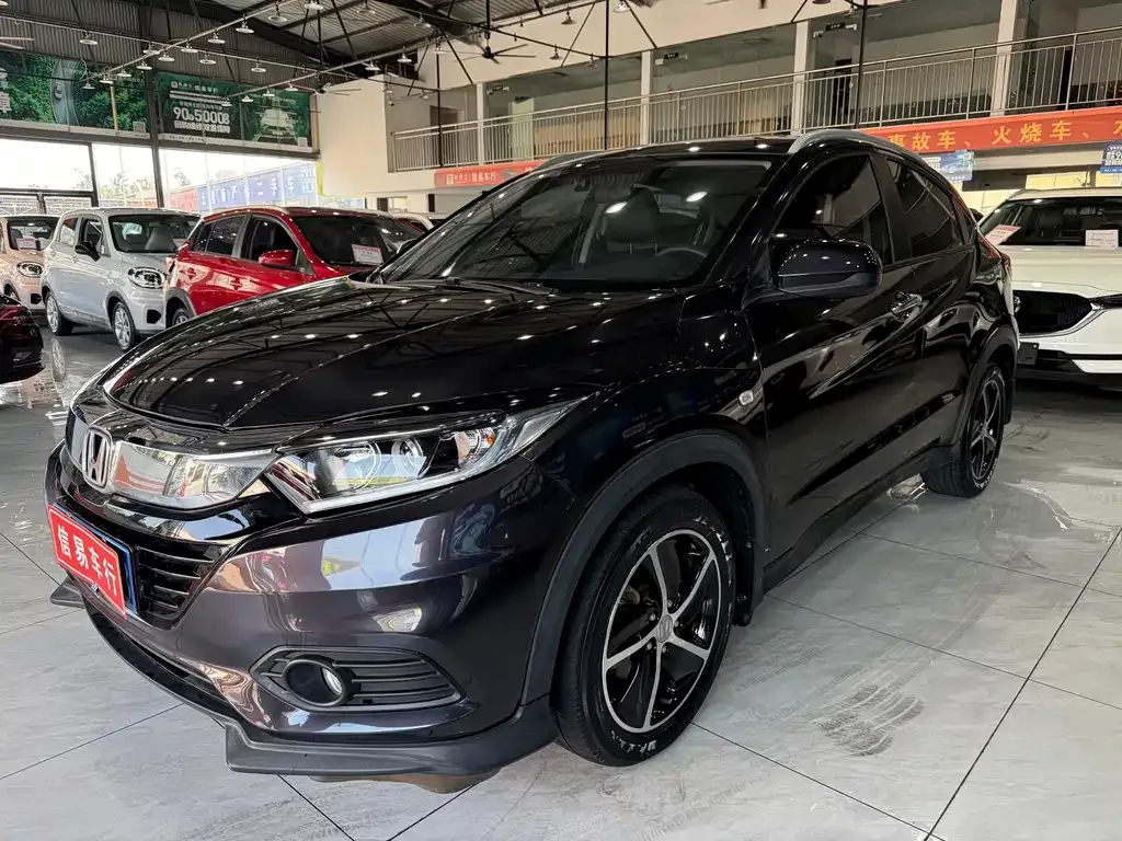 Honda Vezel — фото 1