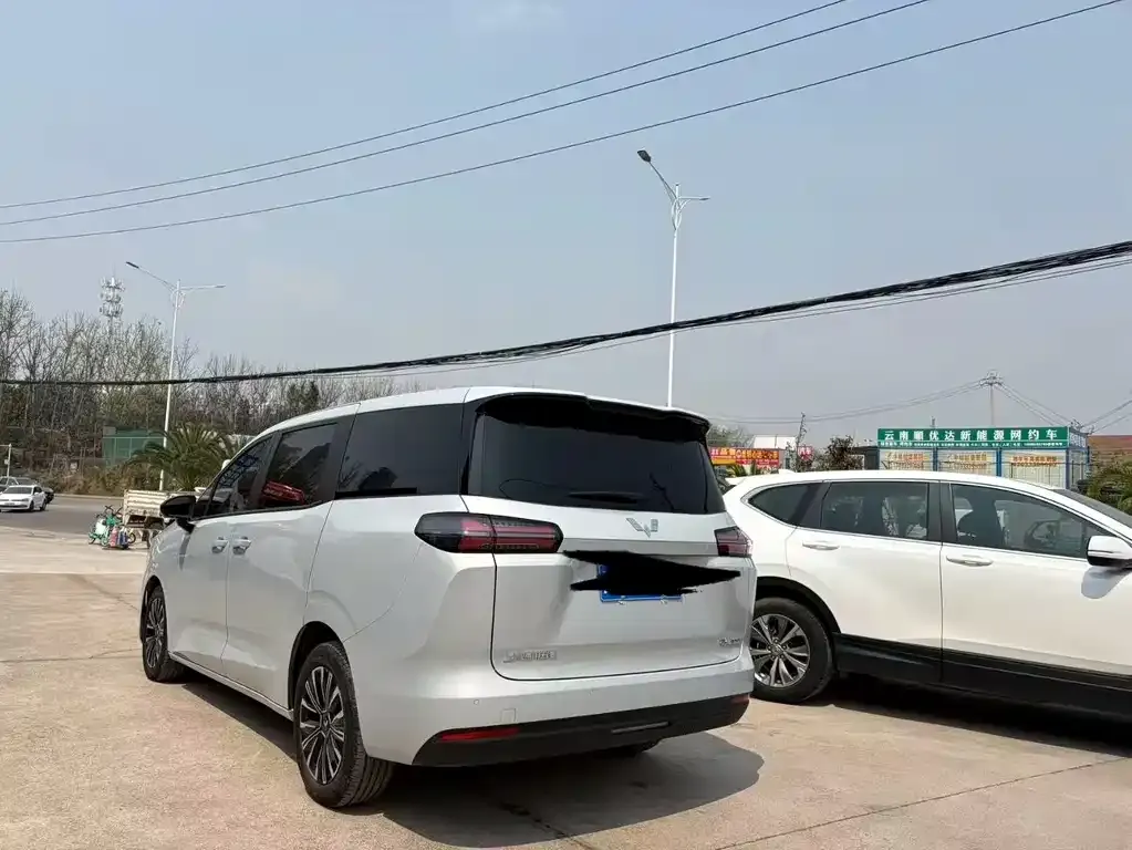 Wuling 星光730 — фото 2