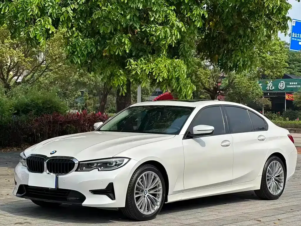 BMW 3 Series — фото 1