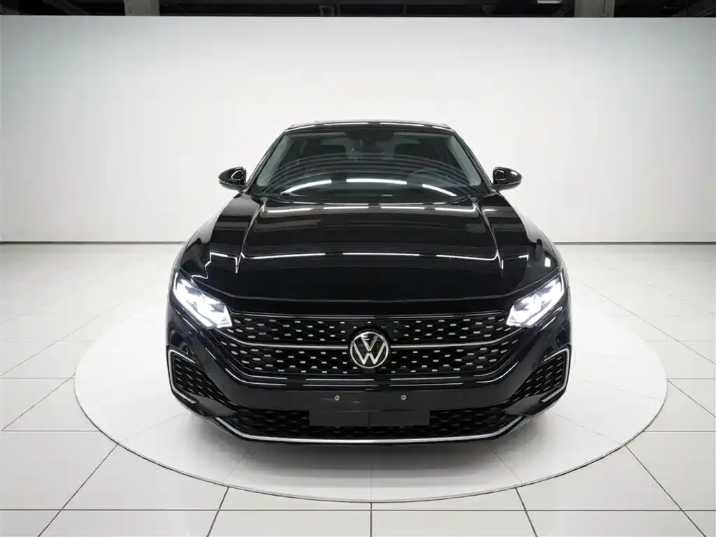 Volkswagen Passat — фото 3