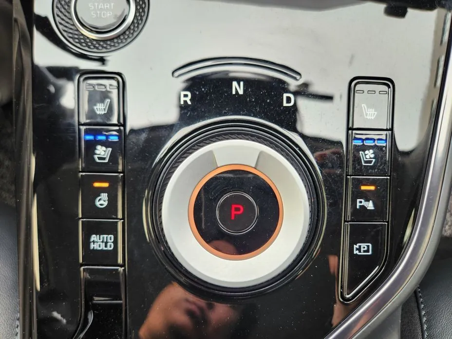 Kia Niro — фото 9