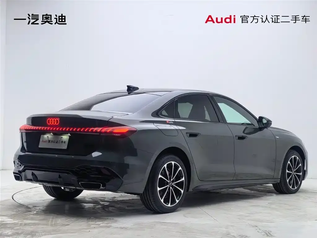 Audi A5L — фото 6