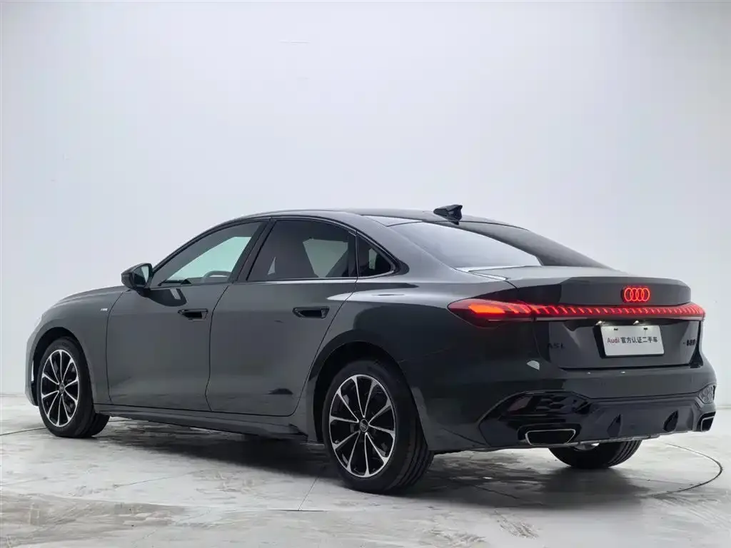 Audi A5L — фото 9