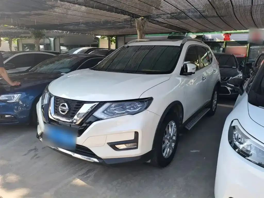 Nissan X-Trail — фото 4