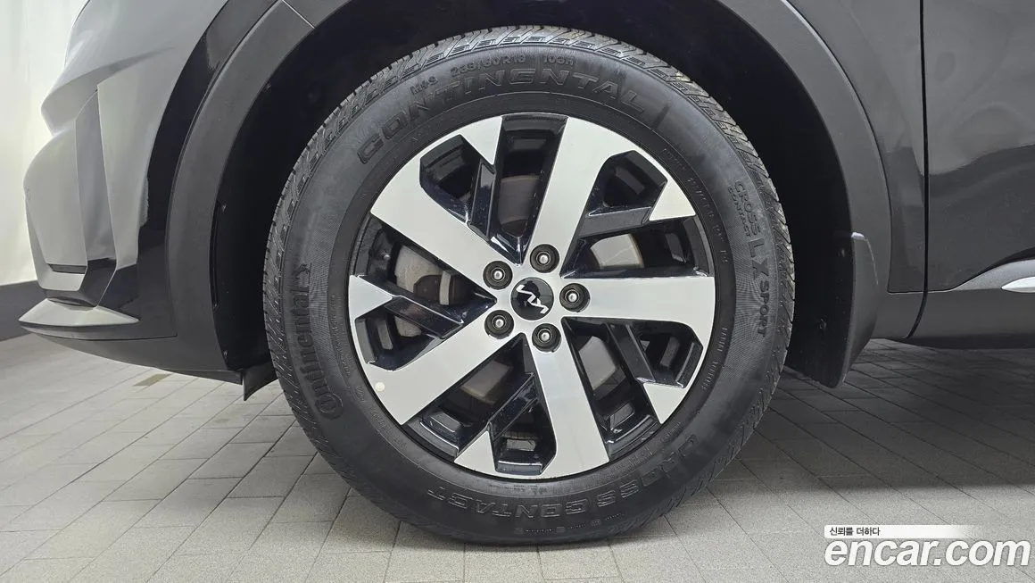 Kia Sorento — фото 8