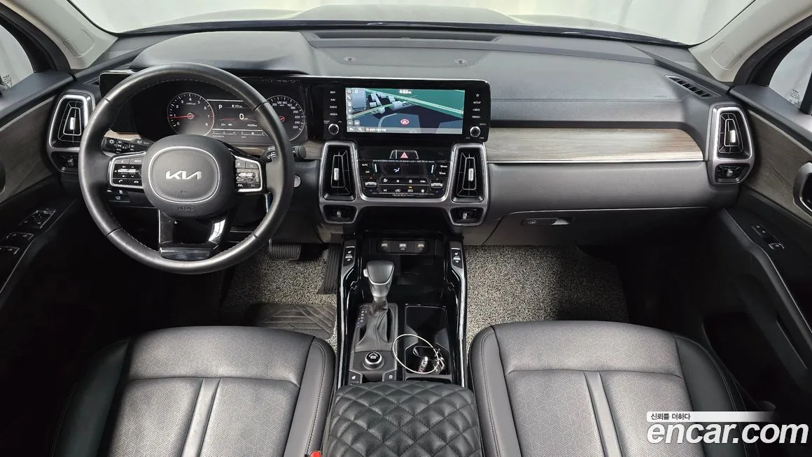 Kia Sorento — фото 7