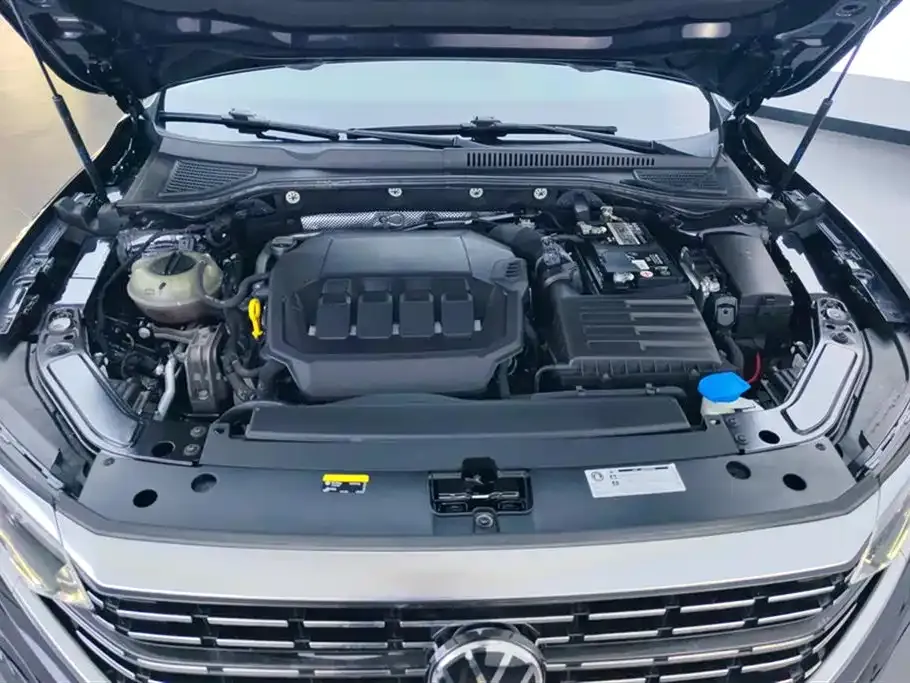 Volkswagen Passat — фото 10