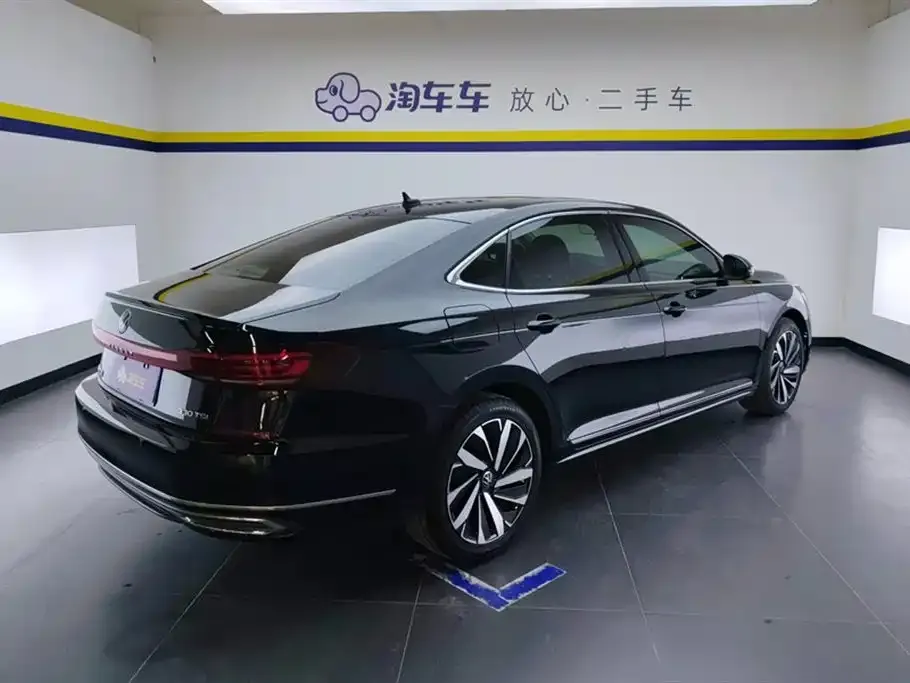 Volkswagen Passat — фото 5