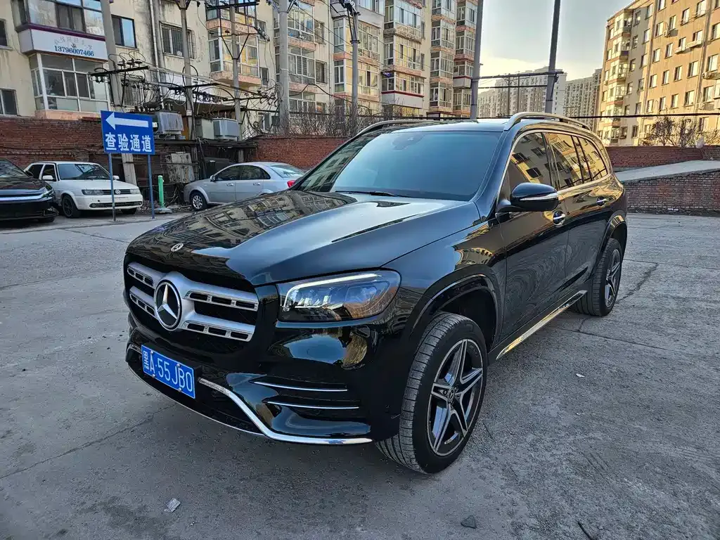 Mercedes-Benz GLS — фото 1