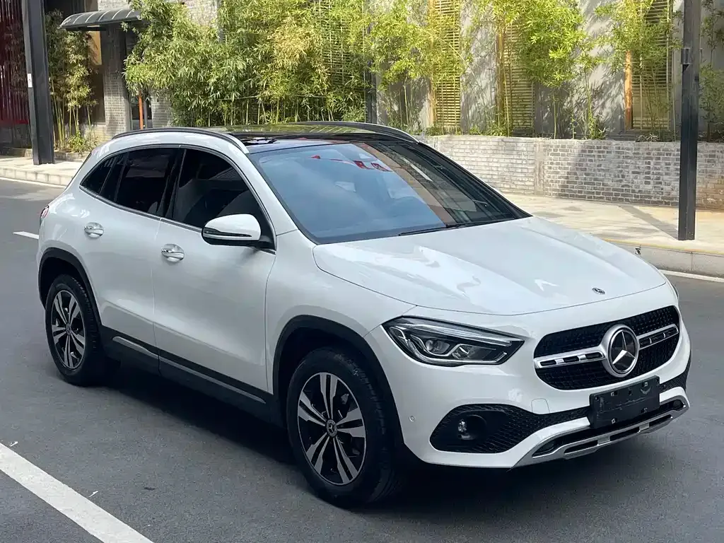 Mercedes-Benz GLA — фото 8