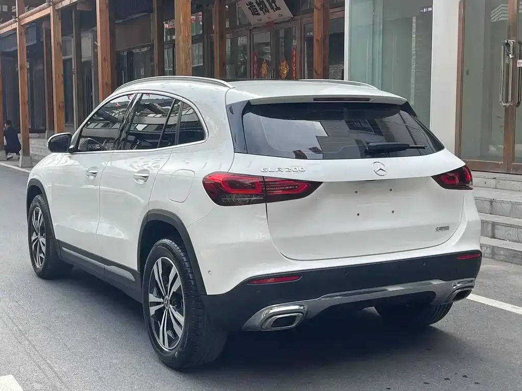 Mercedes-Benz GLA — фото 3