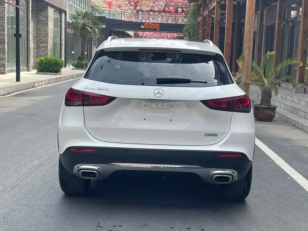 Mercedes-Benz GLA — фото 4