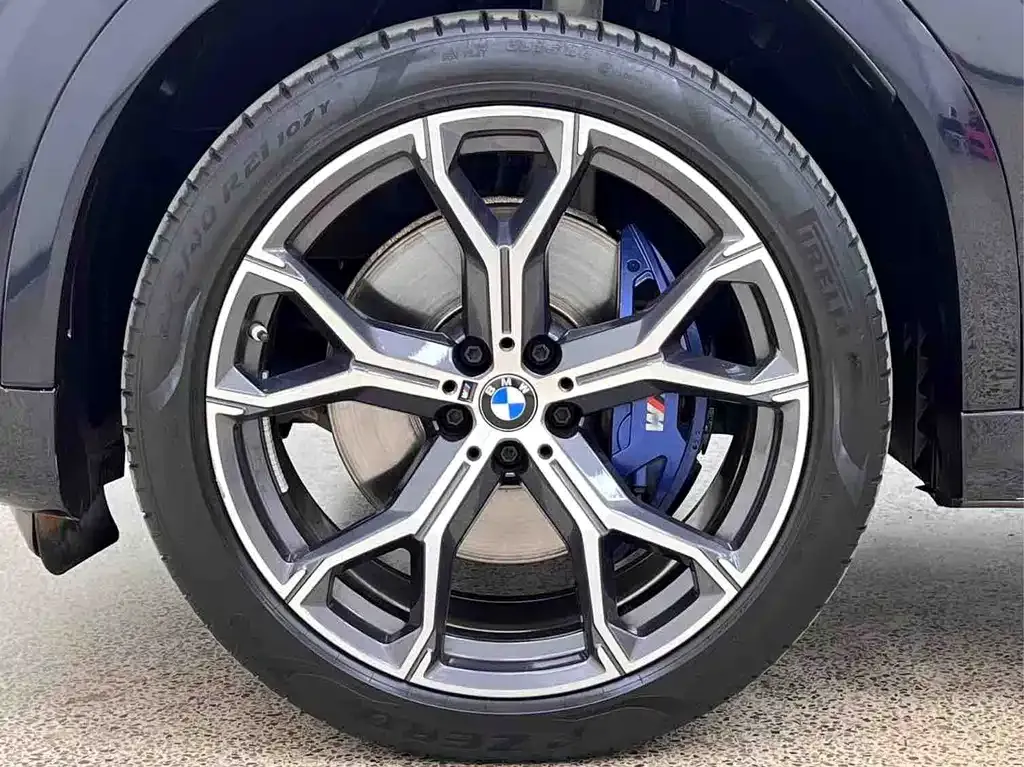 BMW X6 — фото 9