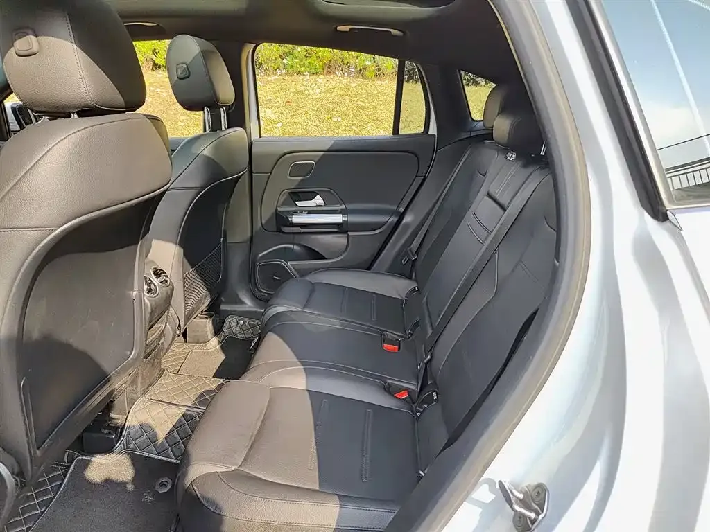 Mercedes-Benz GLA — фото 2