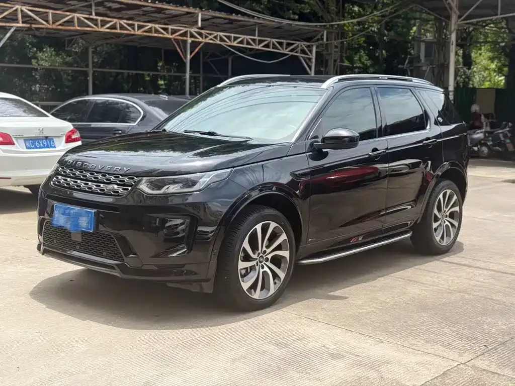 Land Rover Discovery Sport — фото 1