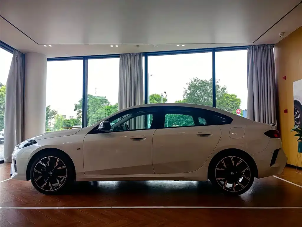 BMW 2 Series — фото 2