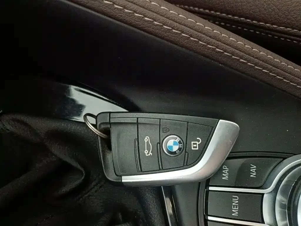 BMW X1 New Energy — фото 10