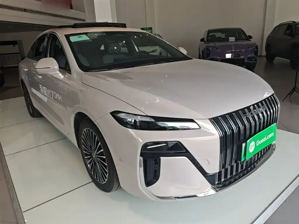 Roewe M7 DMH — фото 10