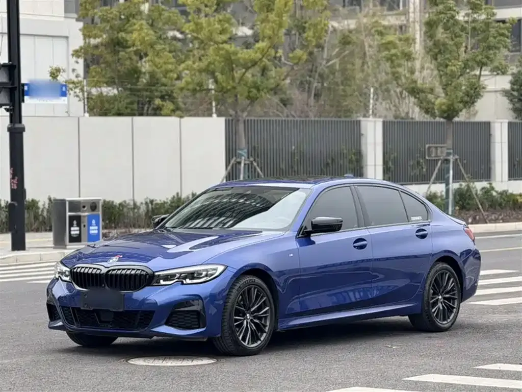 BMW 3 Series — фото 1