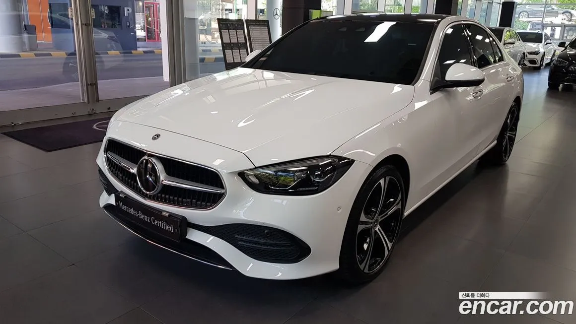 Mercedes-Benz C-Class — фото 1