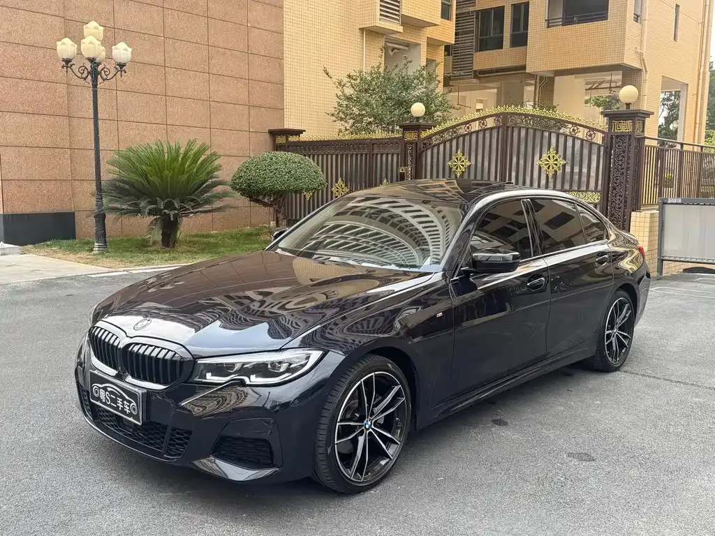 BMW 3 Series — фото 1