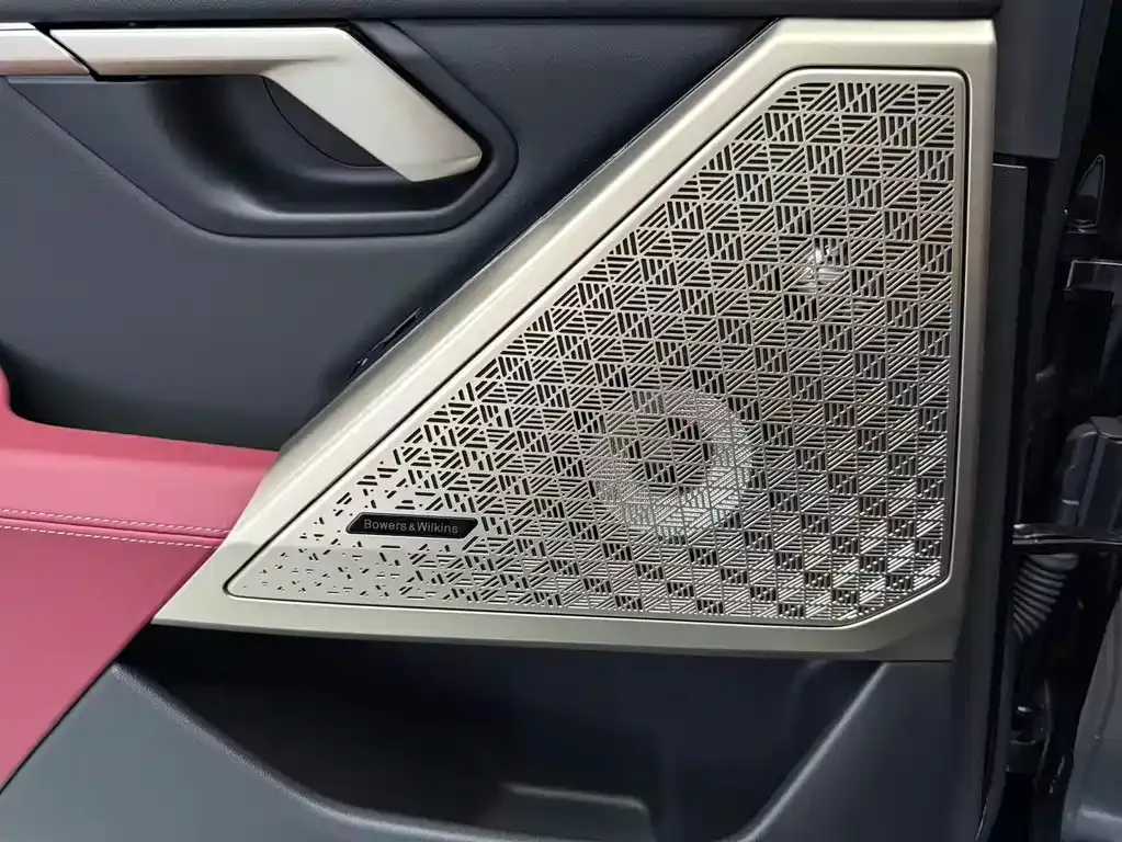 BMW 5 Series — фото 10