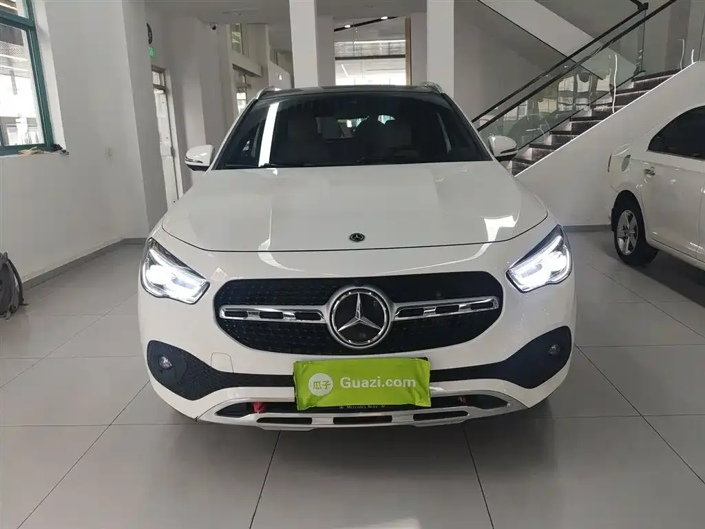 Mercedes-Benz GLA — фото 8