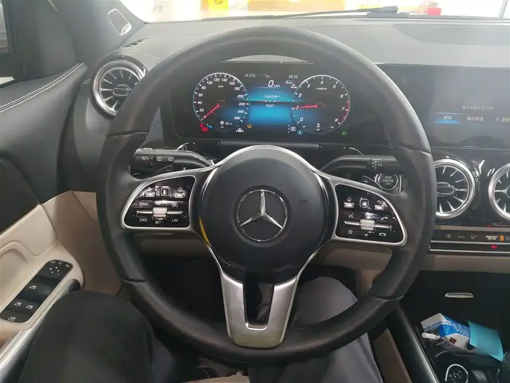 Mercedes-Benz GLA — фото 7