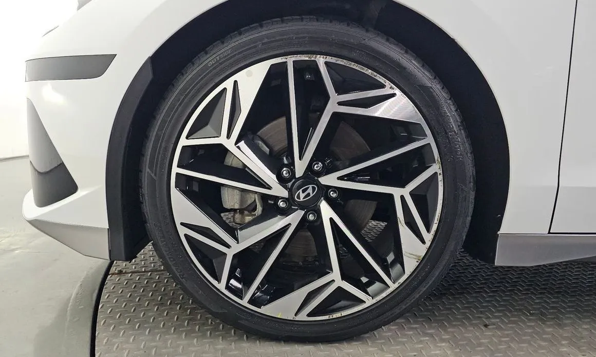 Hyundai Ioniq6 — фото 9