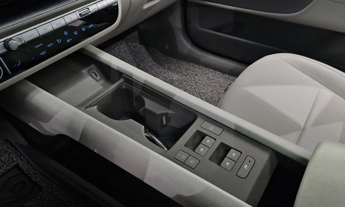Hyundai Ioniq6 — фото 10
