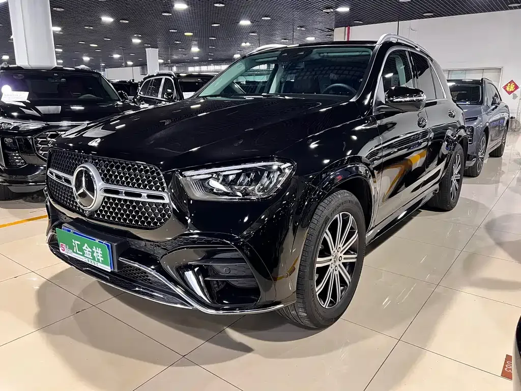 Mercedes-Benz GLE — фото 1