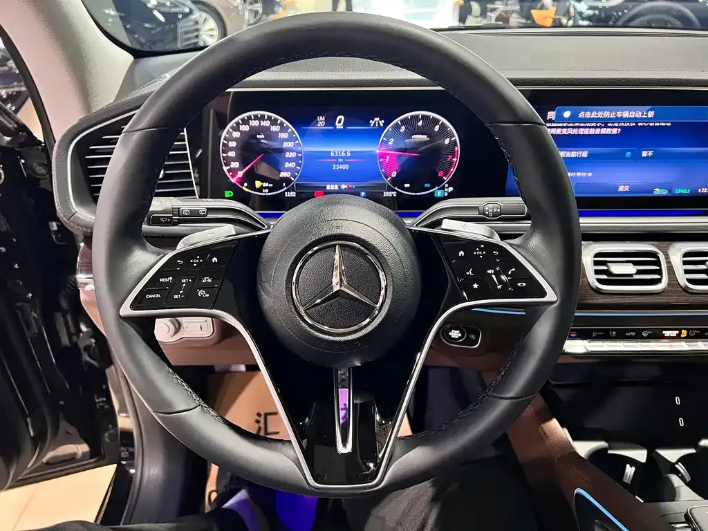 Mercedes-Benz GLE — фото 6