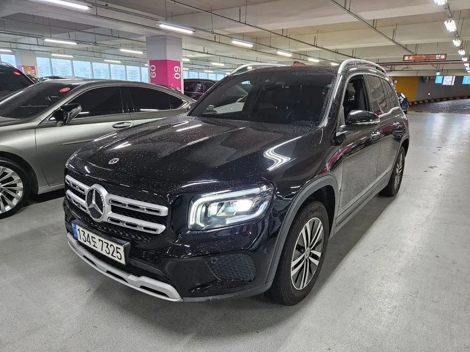 Mercedes-Benz GLB-Class — фото 1
