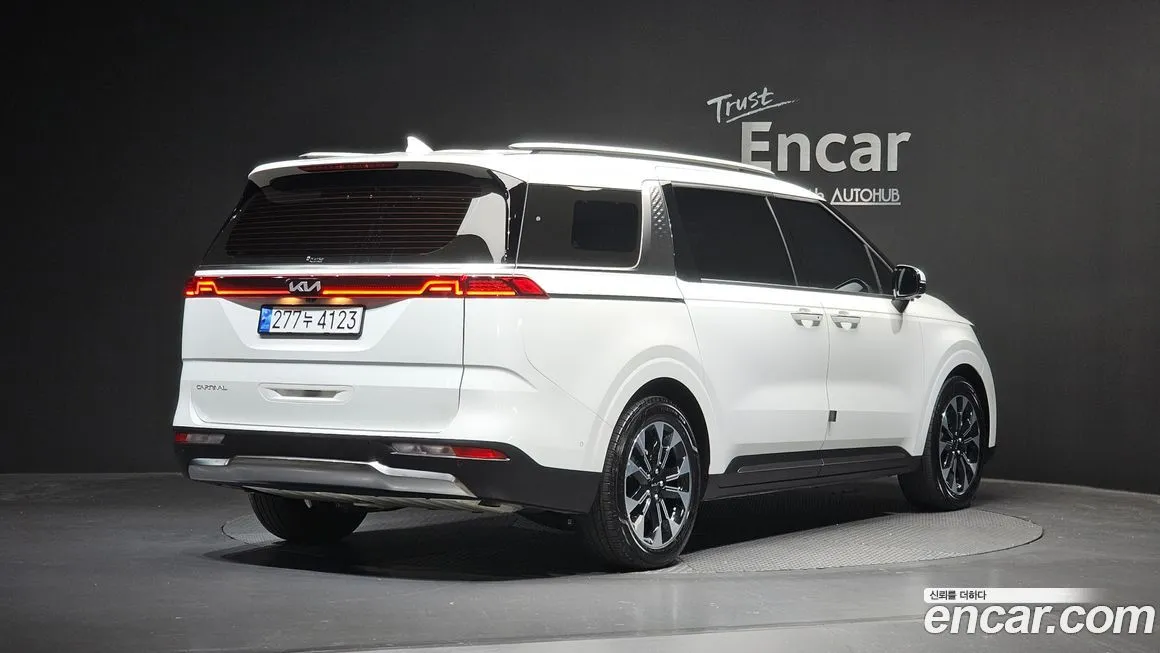 Kia Carnival — фото 2