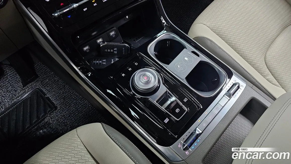 Kia Carnival — фото 10