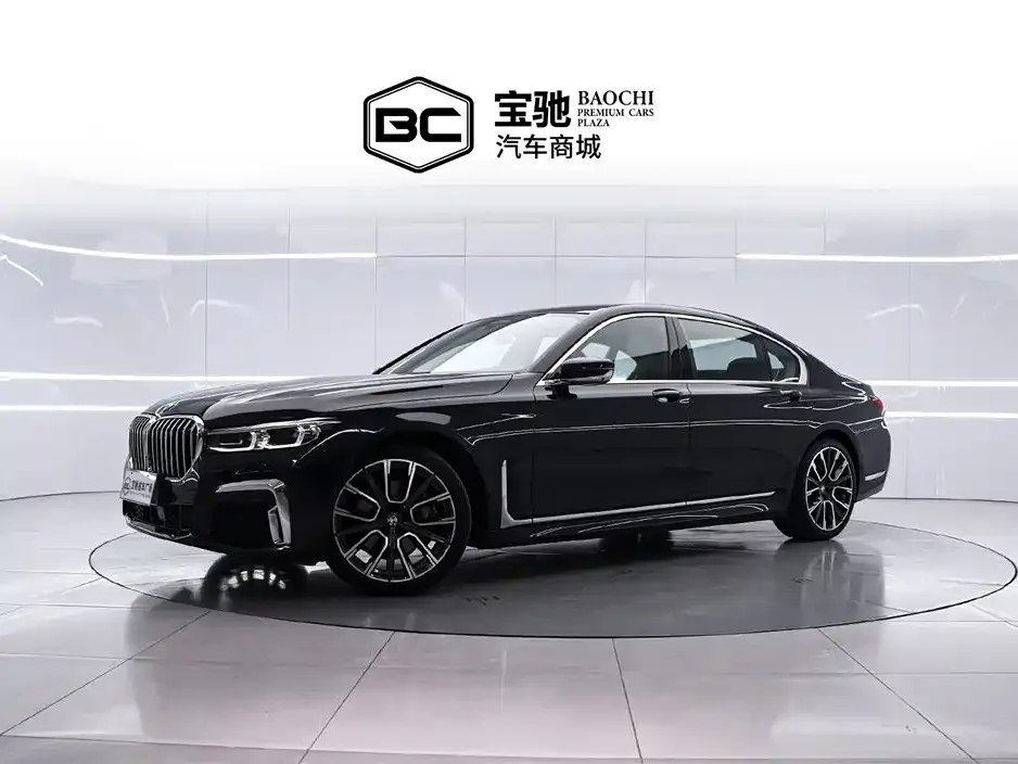 BMW 7 Series — фото 1