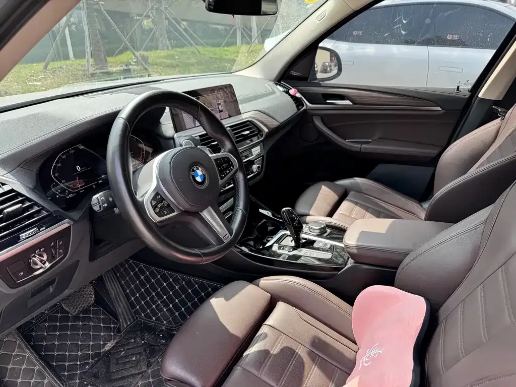 BMW X3 — фото 10